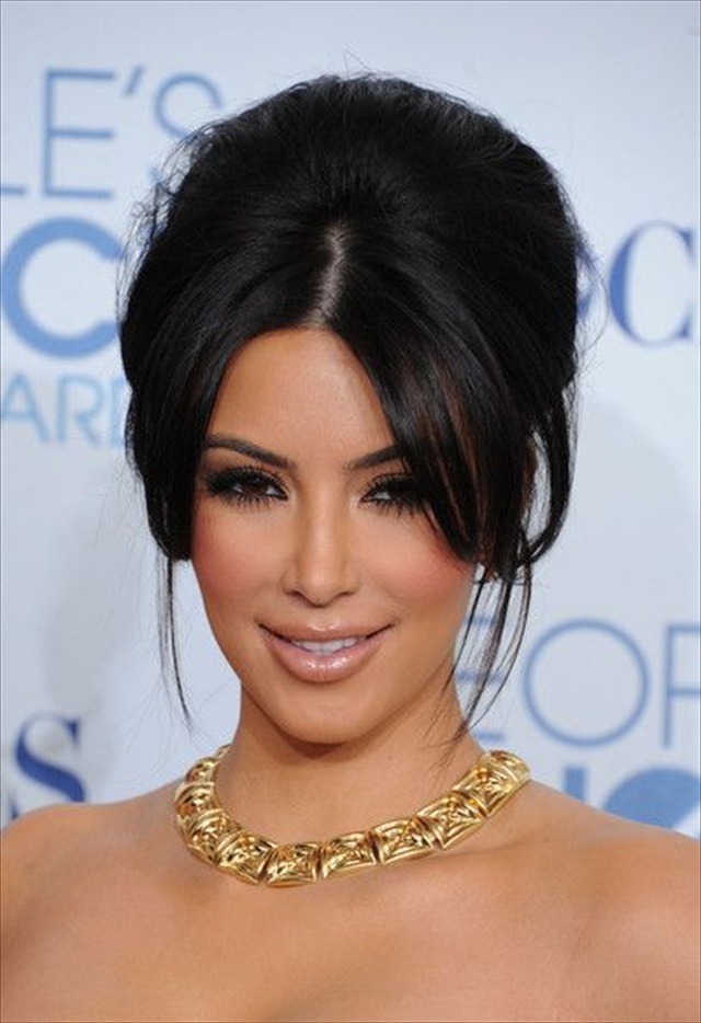 15 Beautiful & Simple Kim Kardashian Hairstyles for Women | Hairstyles 2019